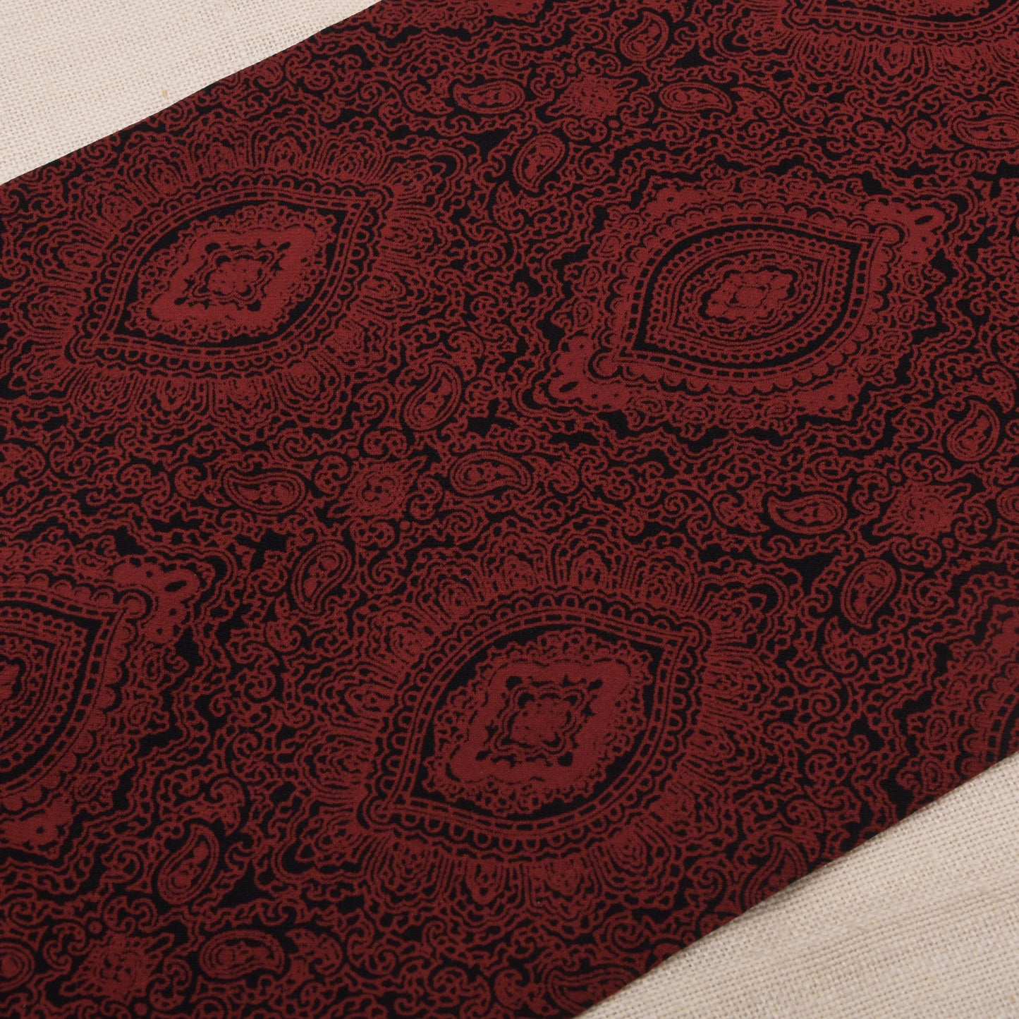 Classic Vintage Wool Challis Dress Scarf ca. 125cm - Black/Red