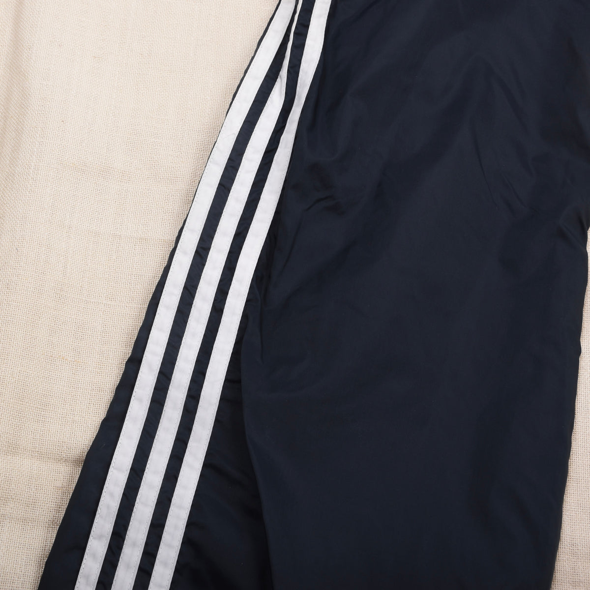 Vintage 80er Adidas Nylon-Regenhose Größe D50 ca. 48cm - Schwarz