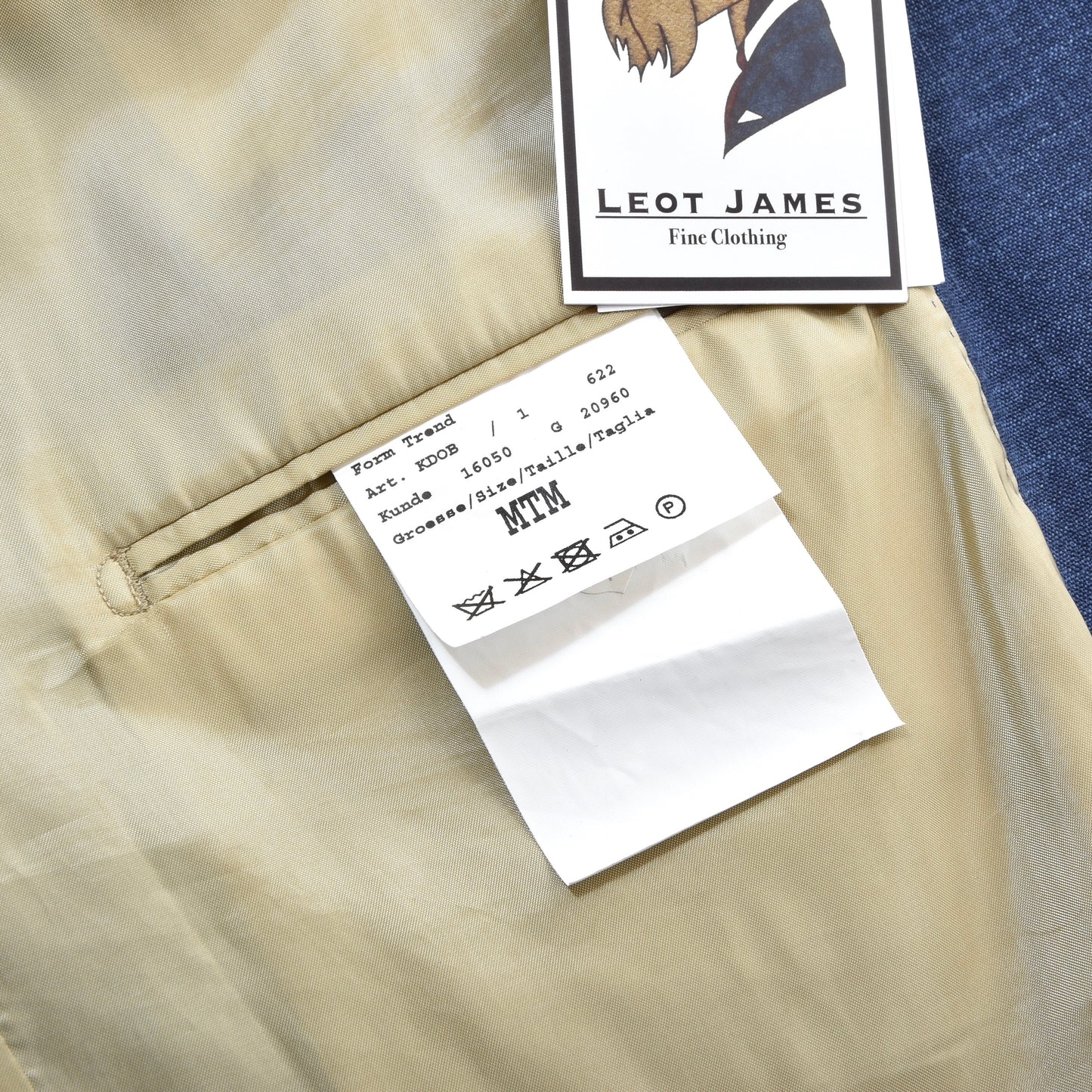 Suitcon Peak Lapel Jacket in Wool/Silk/Linen Chest ca. 59cm - Blue