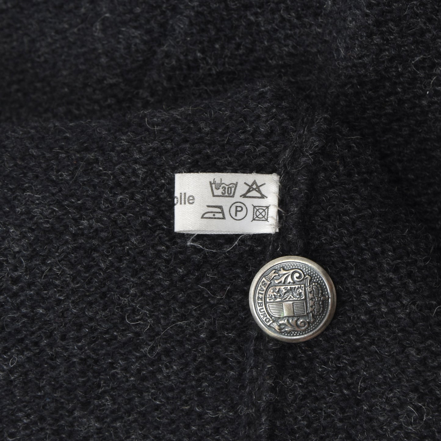 Klassische Trachtenweste ca. 60 cm - Grau