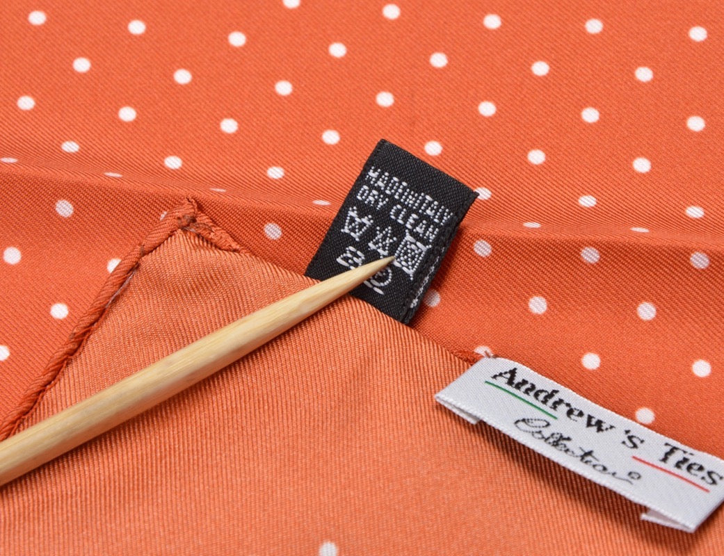 Andrew's Ties Collection Seiden-Einstecktuch – Orange Polka Dot