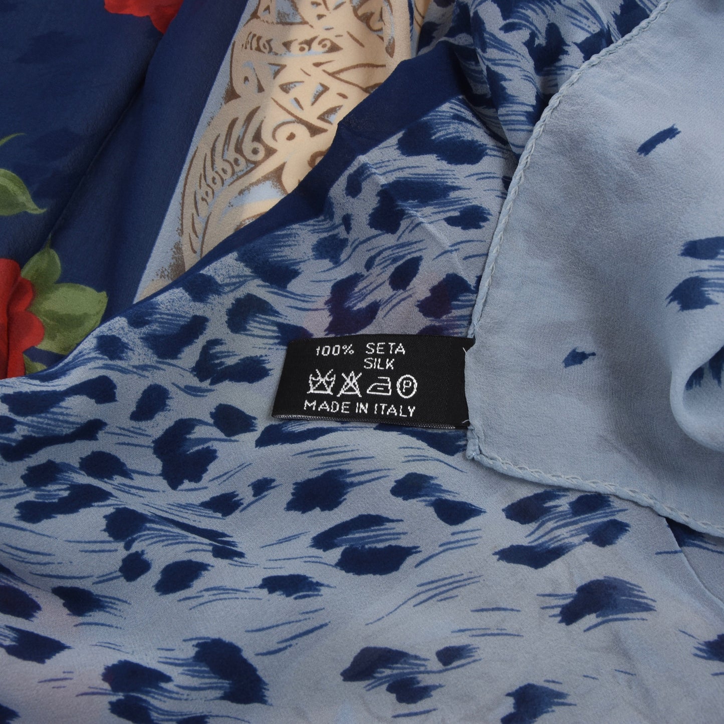 Roccobarocco 129cm Silk Scarf/Shawl - Roses