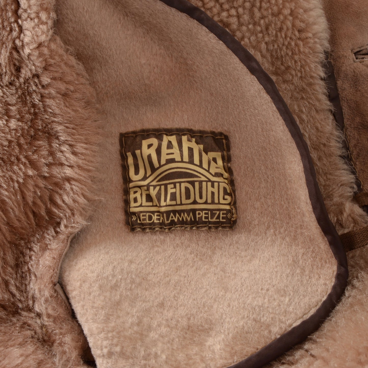 Lammfellmantel mit Pelzkragen