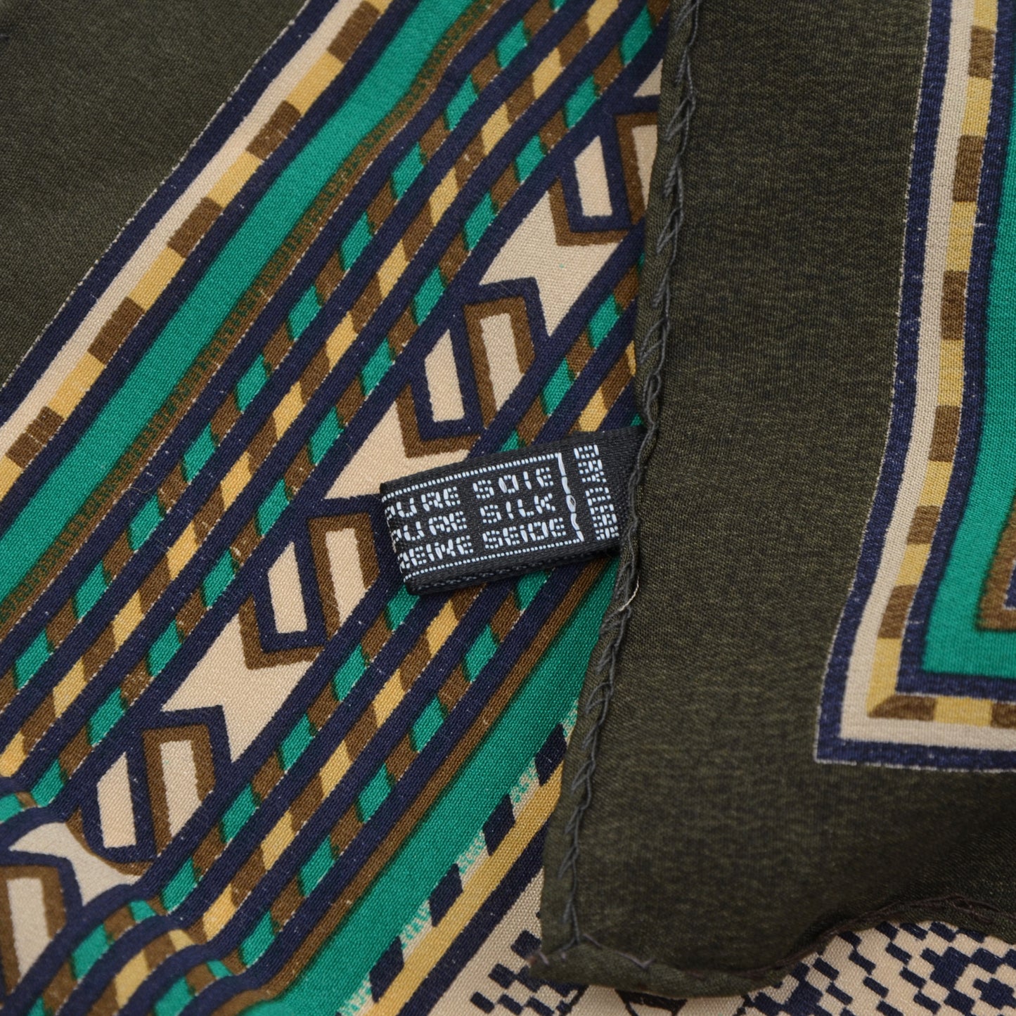 Valentino Seiden-Einstecktuch – aztekisch inspiriert