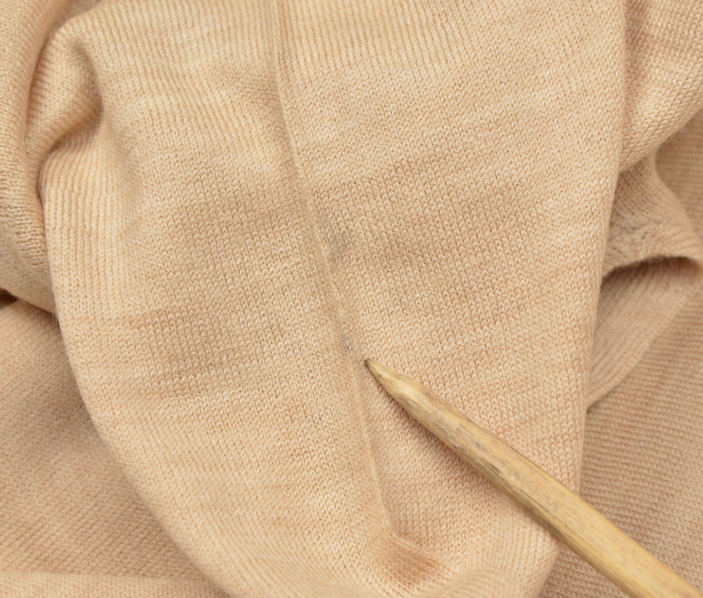 Coxmoore of England V-Neck Wool Sweater XL - Natural Tan