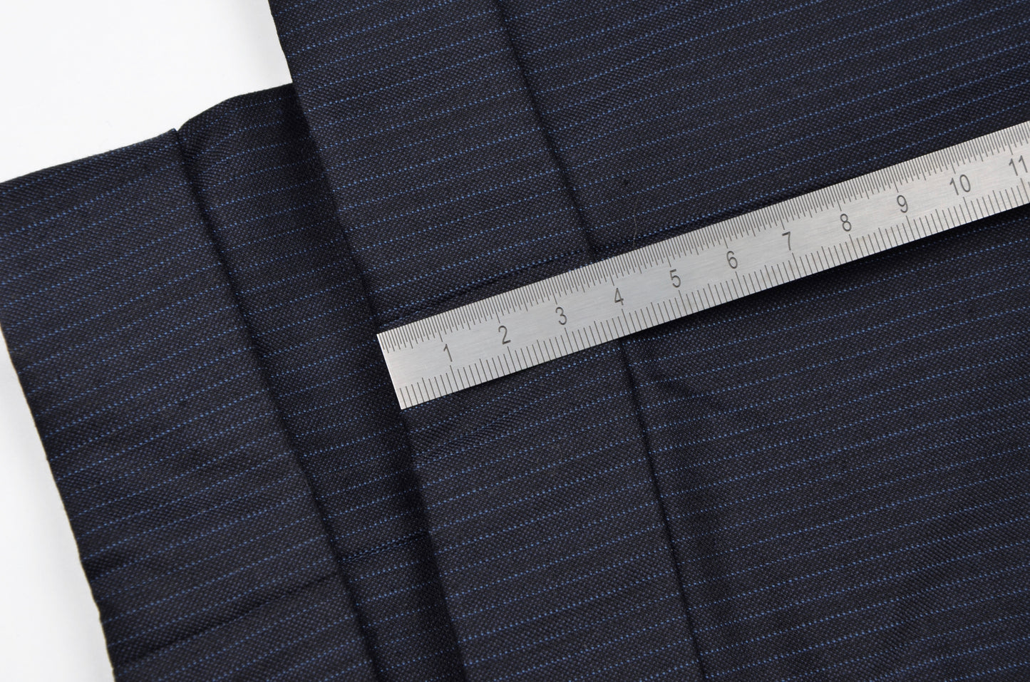 D'Avenza Super 180s Anzug Größe 48 - Marineblauer Nadelstreifen