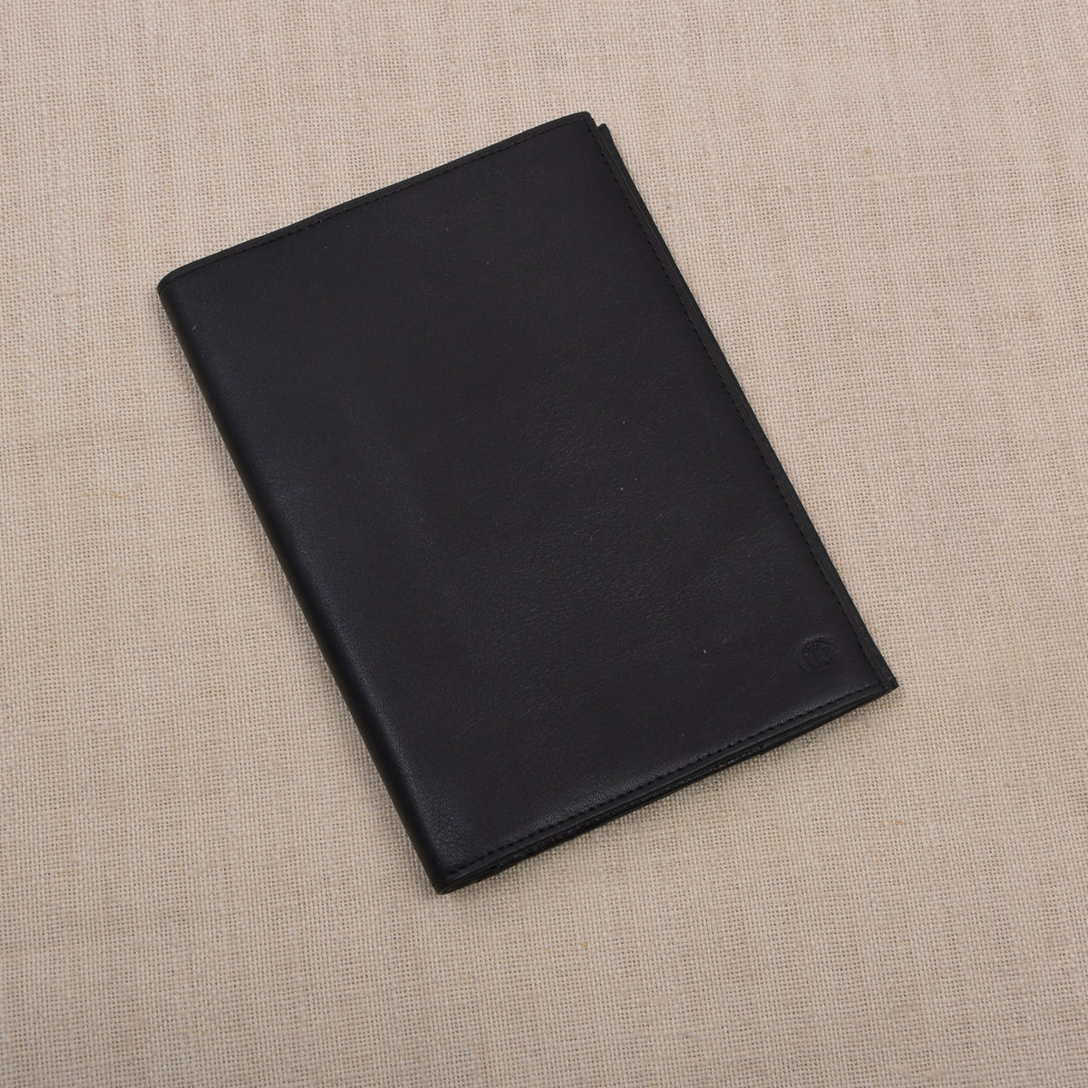NOS Creation Weiss Büffelleder Reisebrieftasche - Schwarz