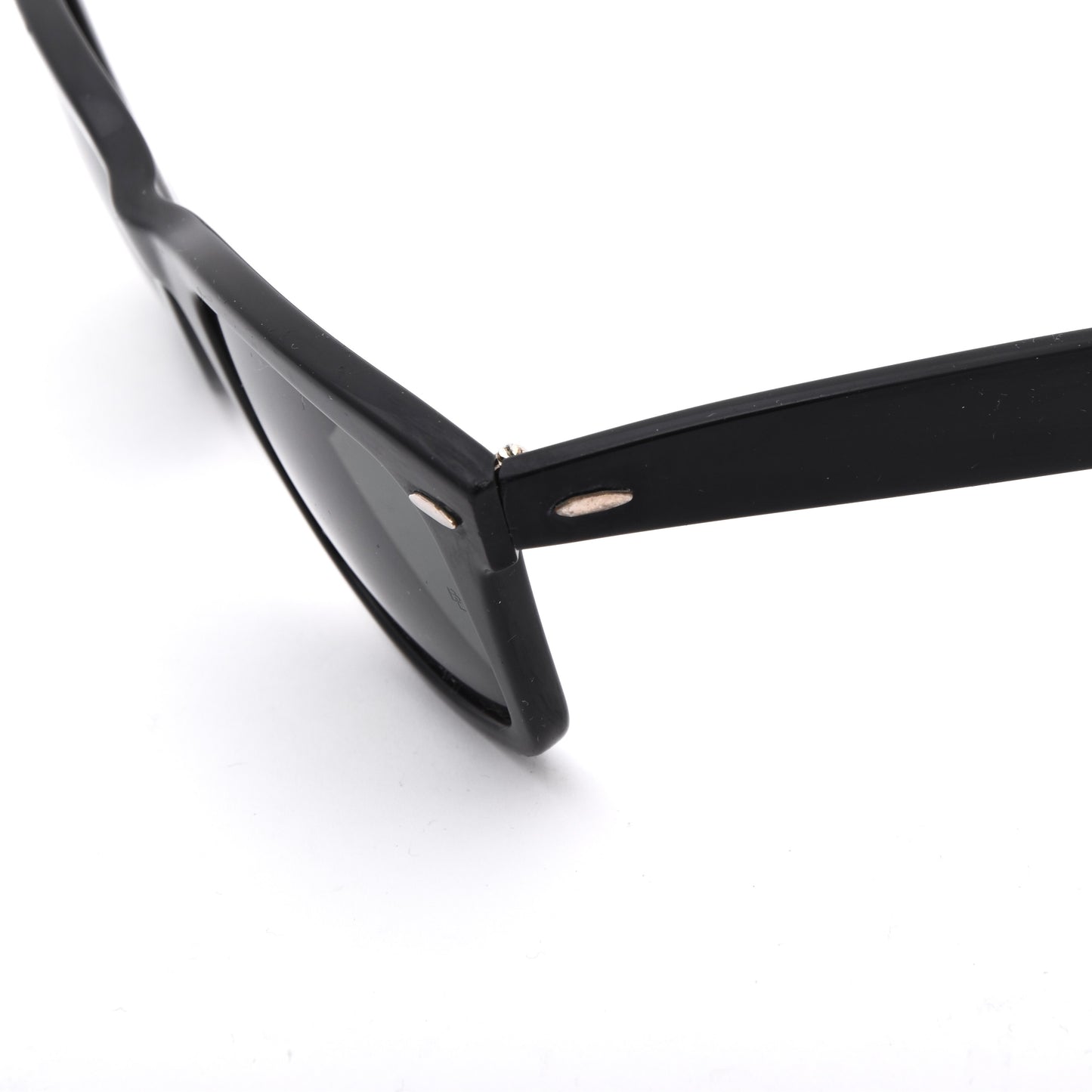 Vintage B&L Ray-Ban Wayfarer Sunglasses Mod. 5024 - Black