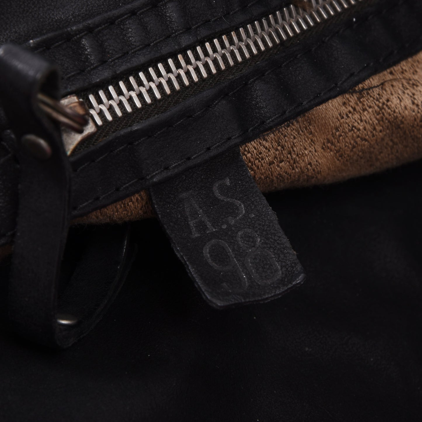 AS 98 Ledertasche ca. 40cm - Schwarz