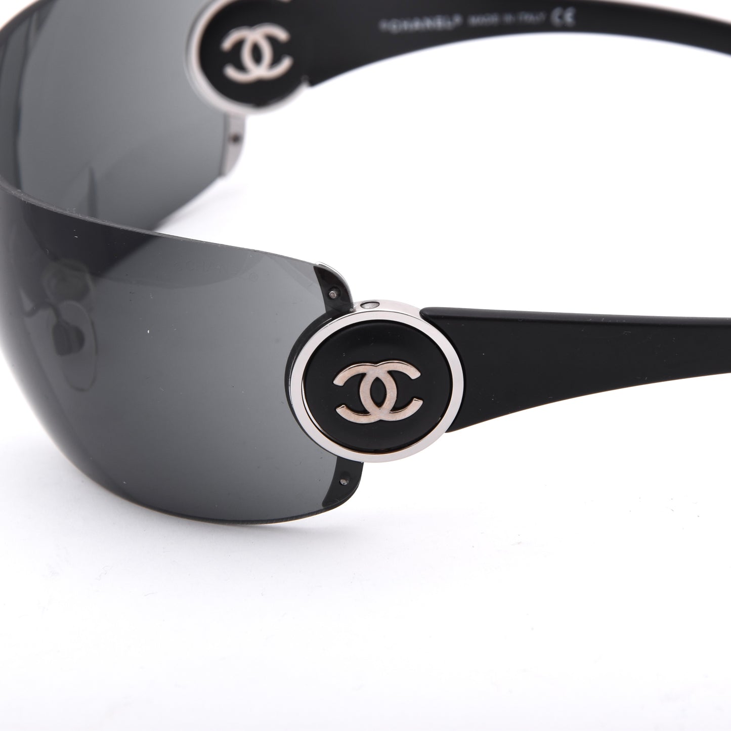 Vintage Chanel Y2K Sunglasses Mod. 6027 - Black/Grey