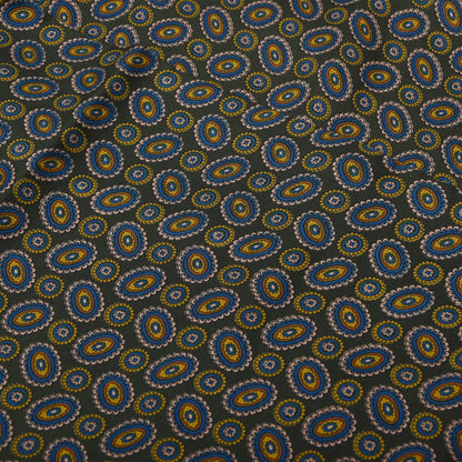Klassischer dünner Seidenkleiderschal ca. 141cm - Grüne Medaillons