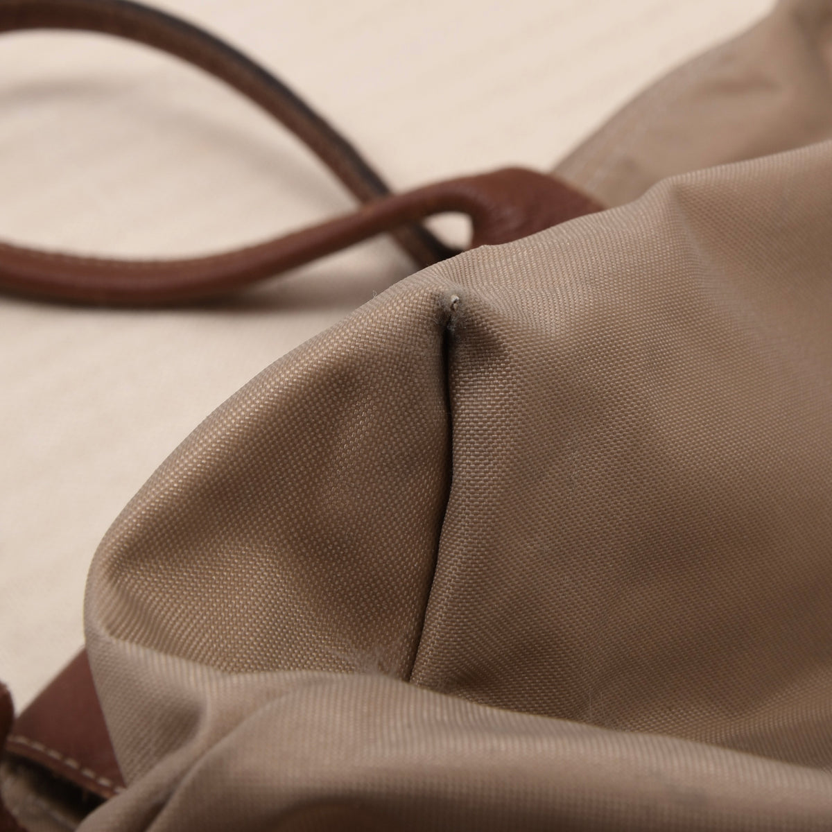 Longchamp Paris Le Pliage „Shopping“ Tasche ca. 37cm – Beige