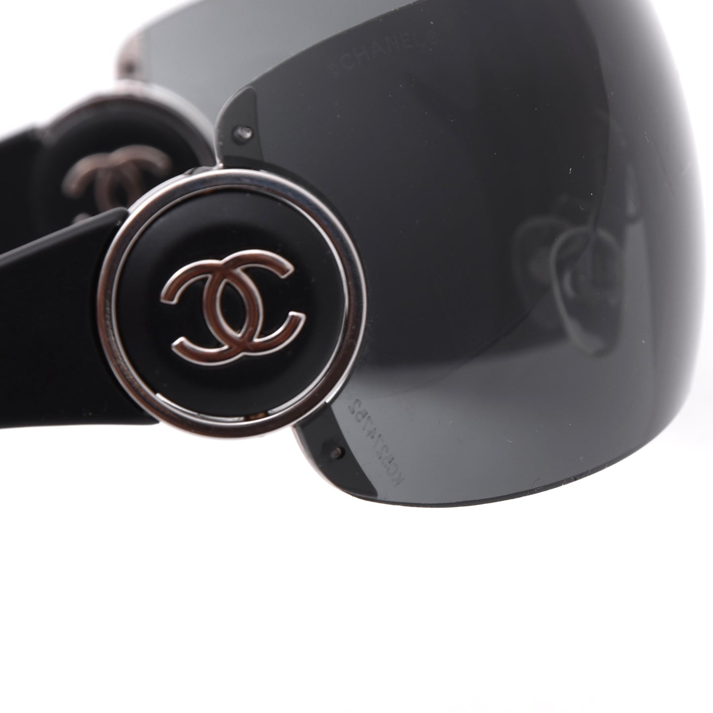 Vintage Chanel Y2K Sunglasses Mod. 6027 - Black/Grey