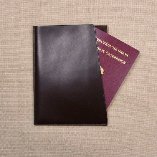 NOS Hörhager Wien Leather Passport Holder - Brown