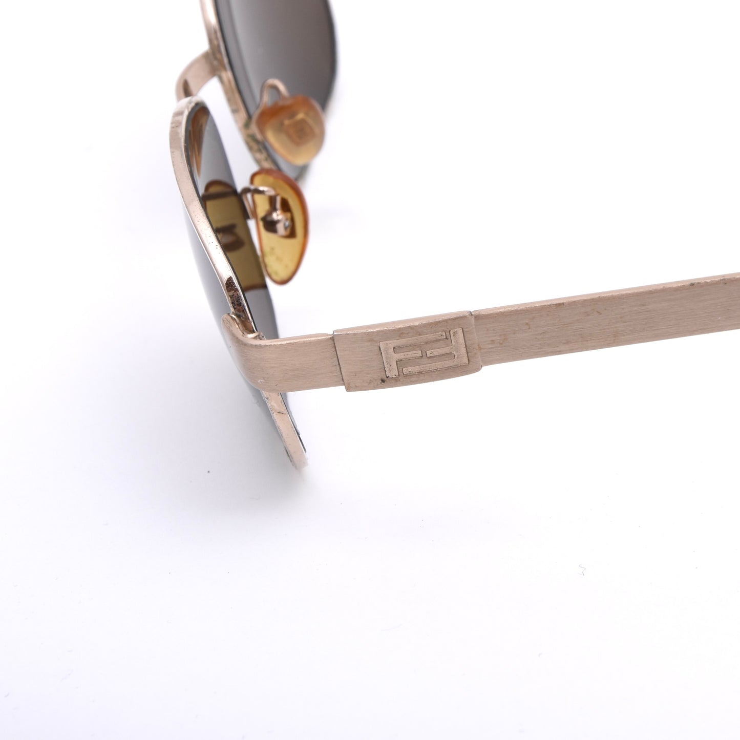 Vintage Fendi Sunglasses Model SL 7126 Col. H16 - Gold