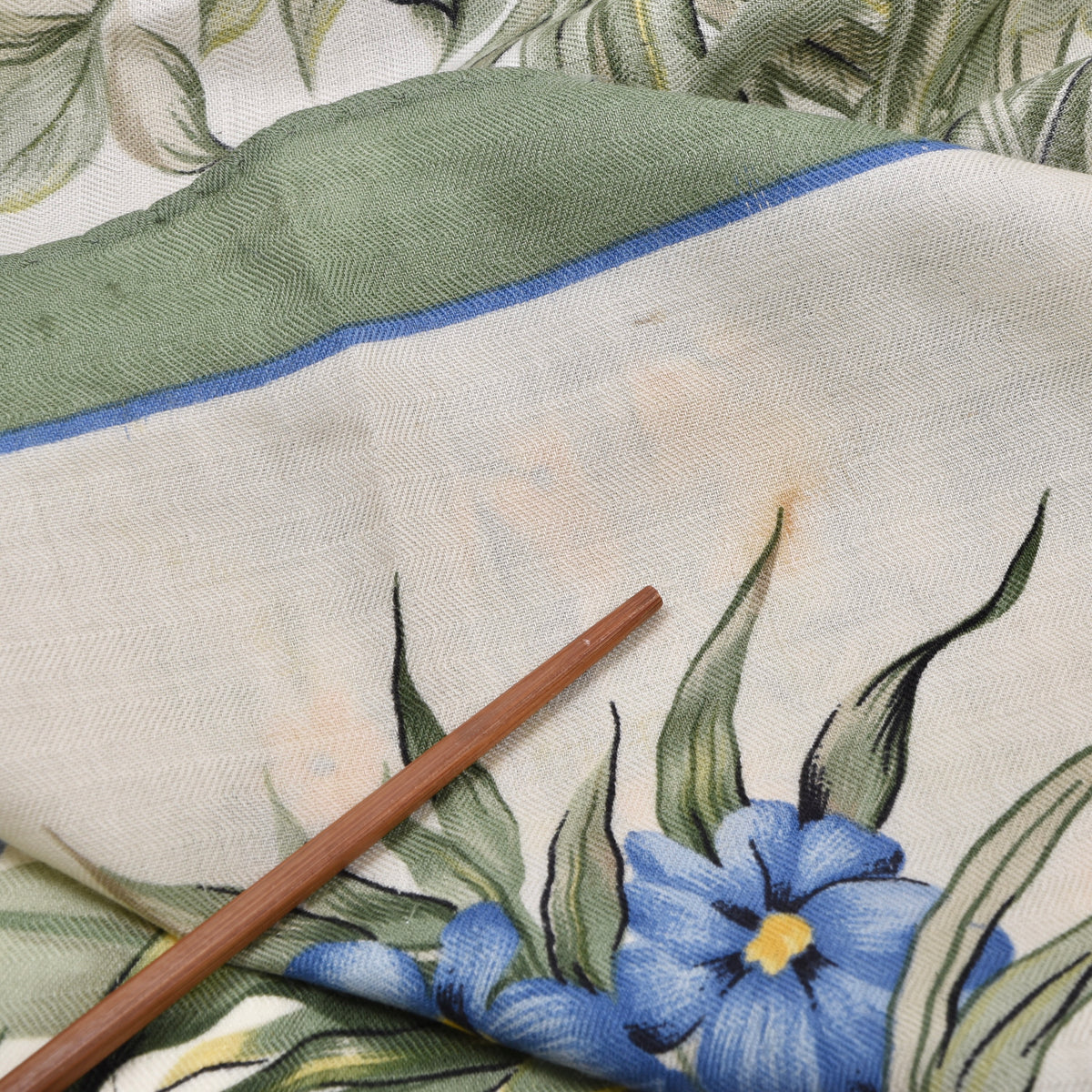 Ascot Wolle-Seide Tuch 90 cm x 92 cm - Tukans