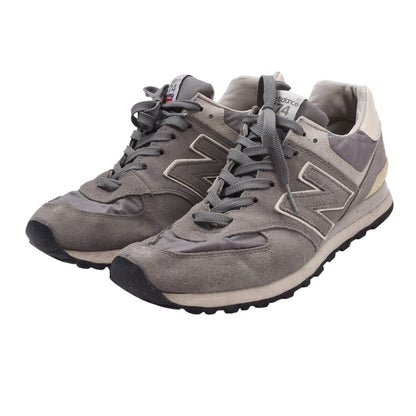 New Balance 574 Sneaker, hergestellt in England, Größe US 8 1/2 / EU 42 – Grau