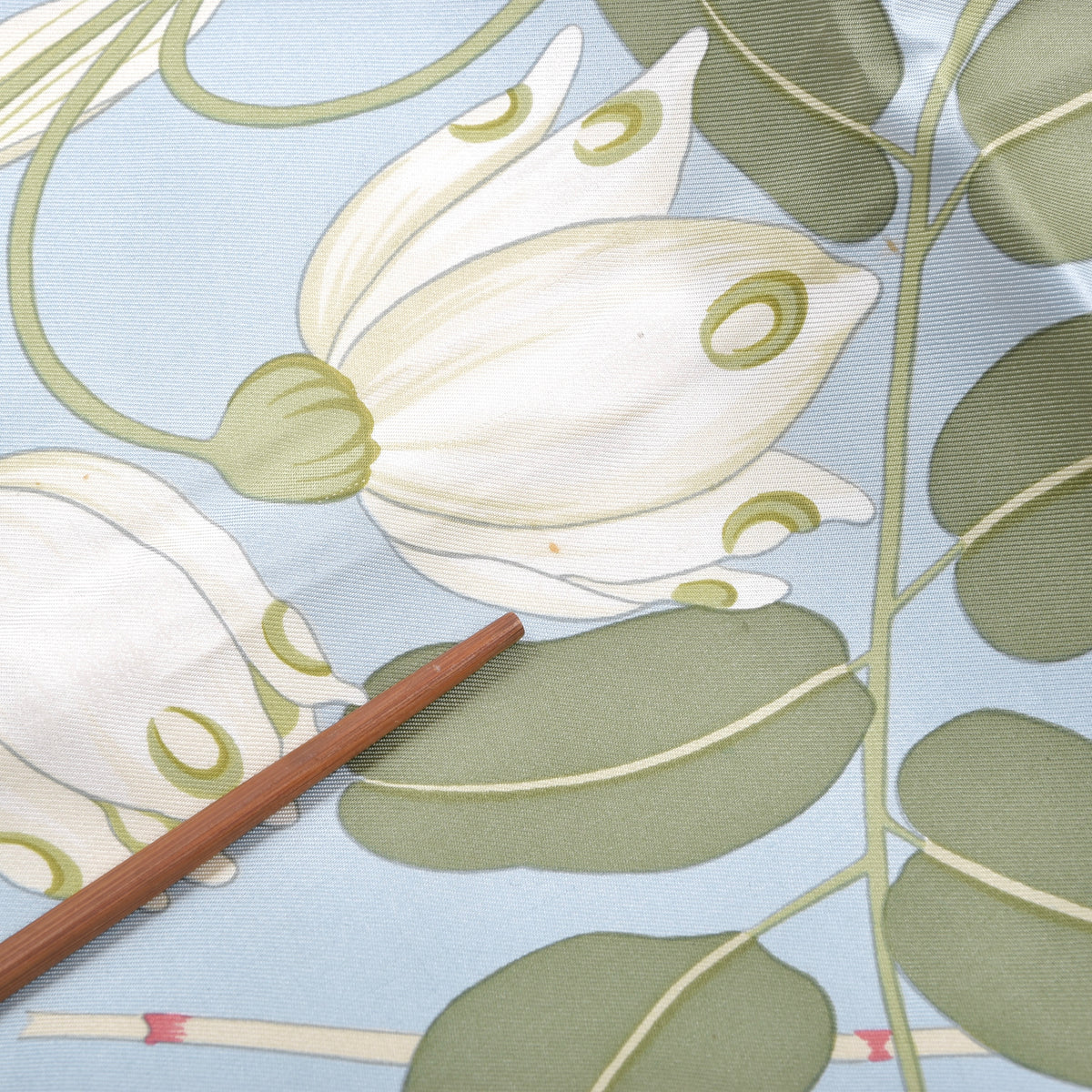 Hermès Paris Fleurs d'Hellade x Niki Goulandris Seidenschal