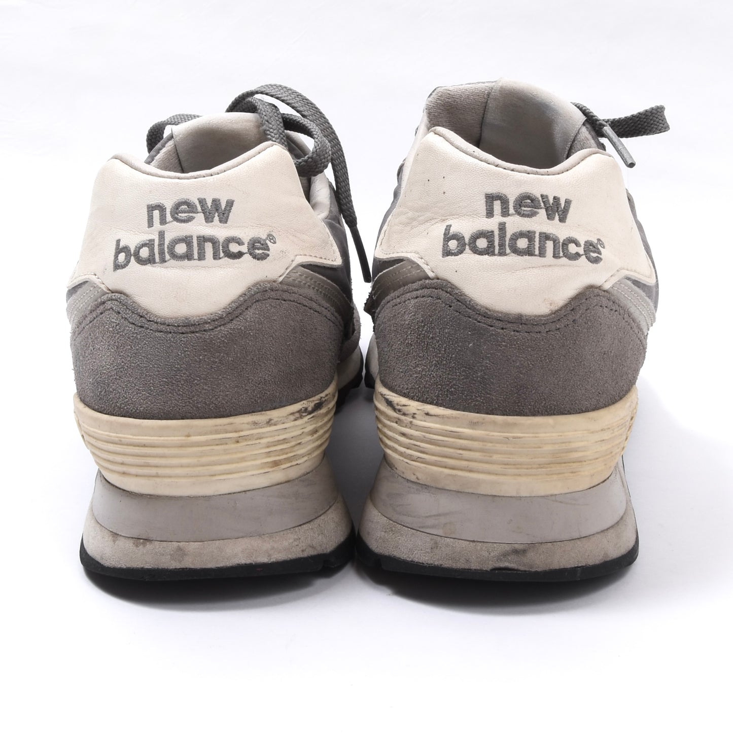 New Balance 574 Sneaker, hergestellt in England, Größe US 8 1/2 / EU 42 – Grau