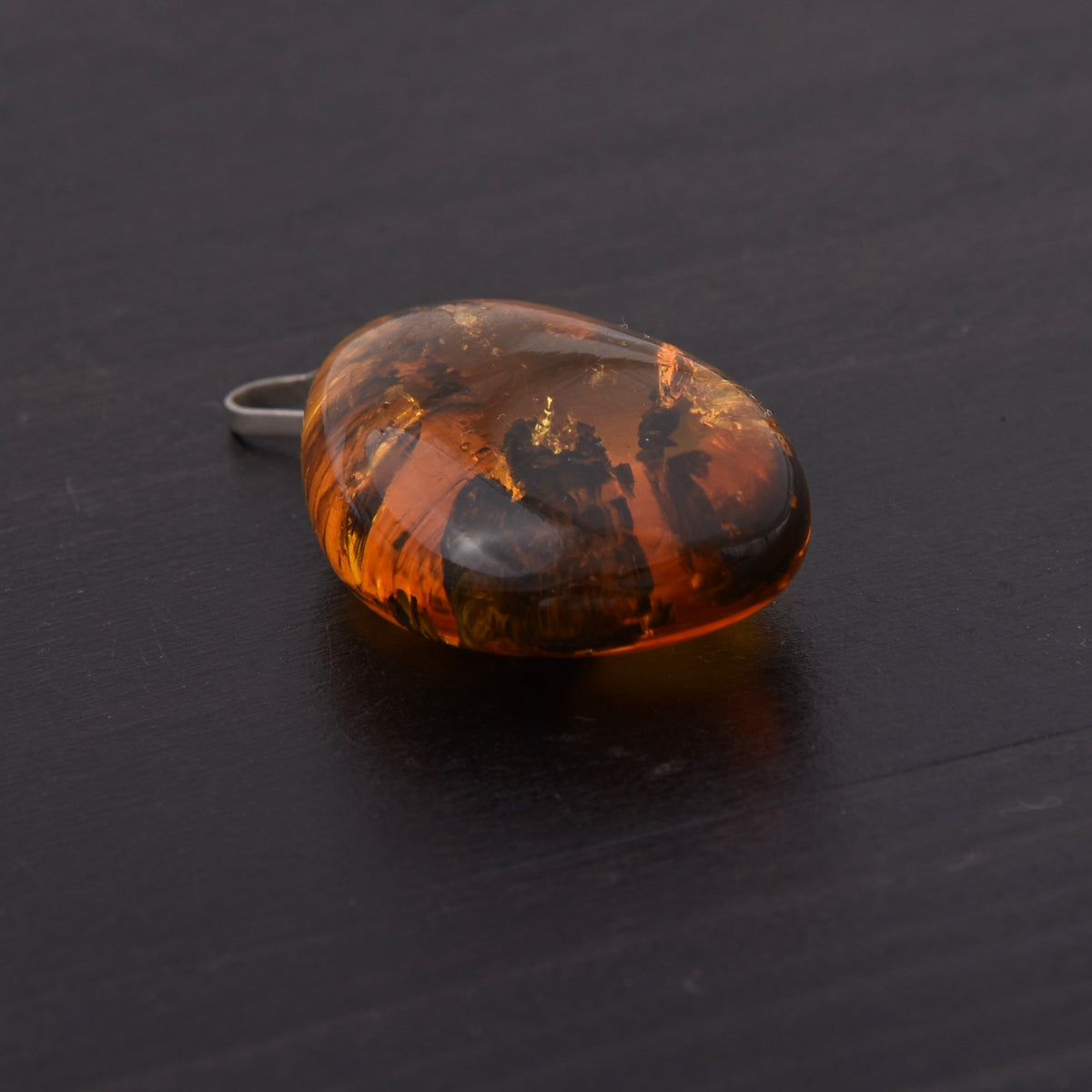 Vintage Amber Pendant With Inclusions ca. 6.84g