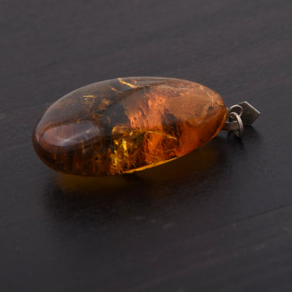 Vintage Amber Pendant With Inclusions ca. 6.84g