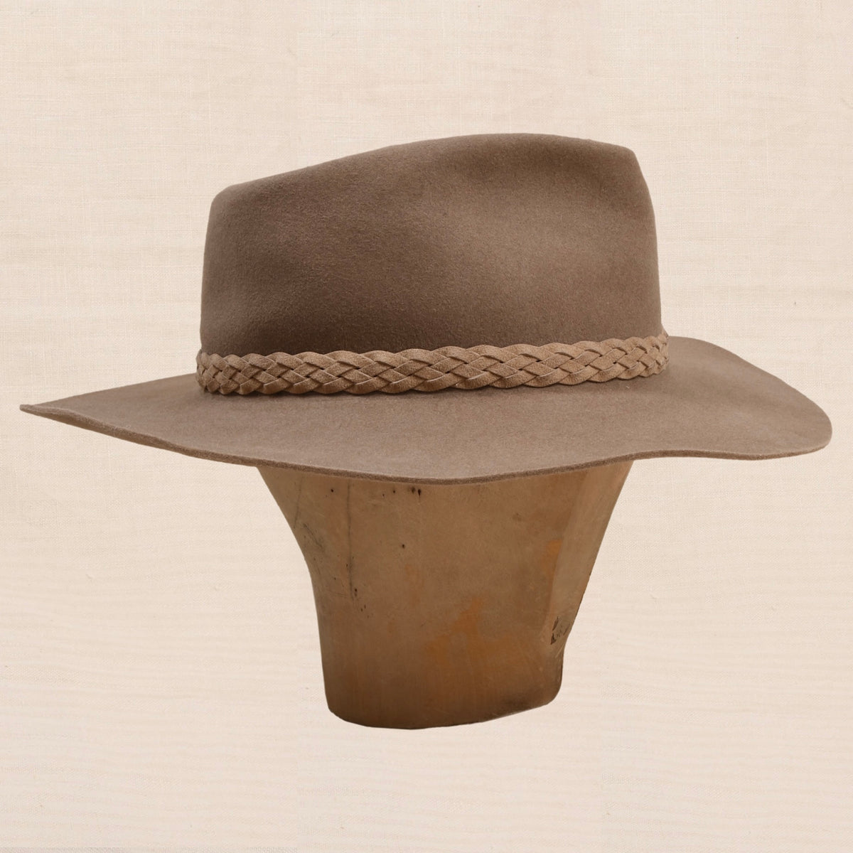 Vintage Akubra Snowy River Fellfilz Hut Made in Australien ca. Gr. 58 - Grau-Braun/Tan
