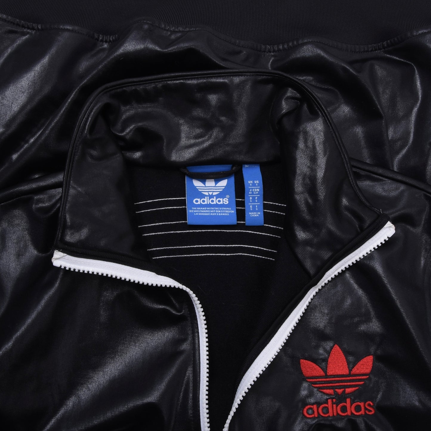Adidas Chile 62 Shiny Trainingsjacke, Größe S (ca. 50,5 cm) – Schwarz
