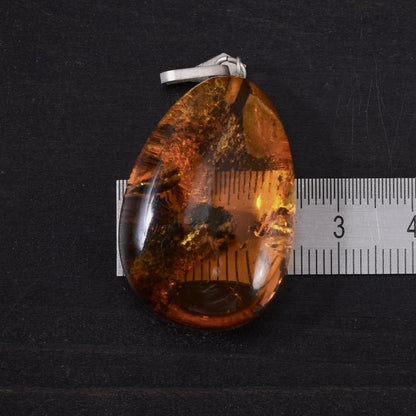 Vintage Amber Pendant With Inclusions ca. 6.84g