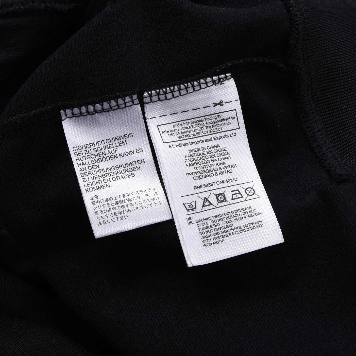 Adidas Chile 62 Shiny Trainingsjacke, Größe S (ca. 50,5 cm) – Schwarz