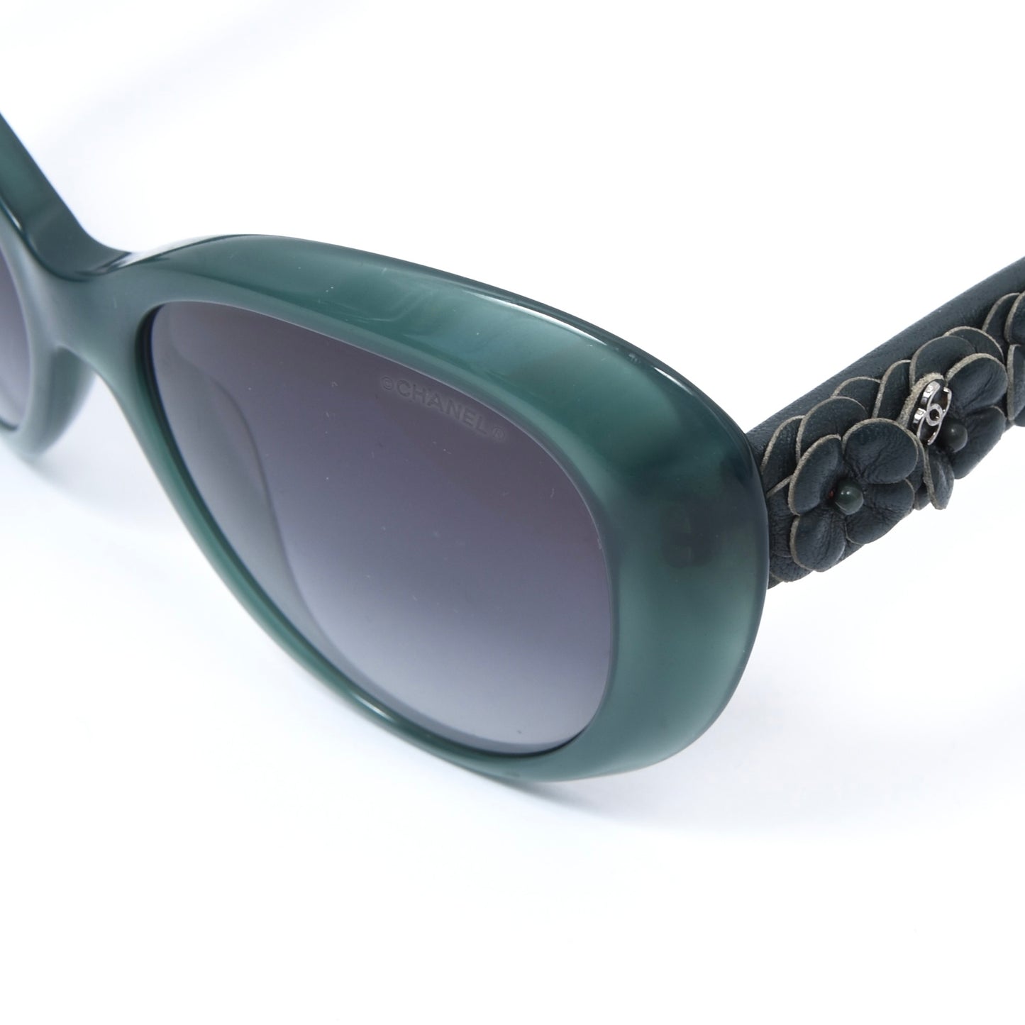 Chanel 5318Q Camellia Leather Sunglasses - Green