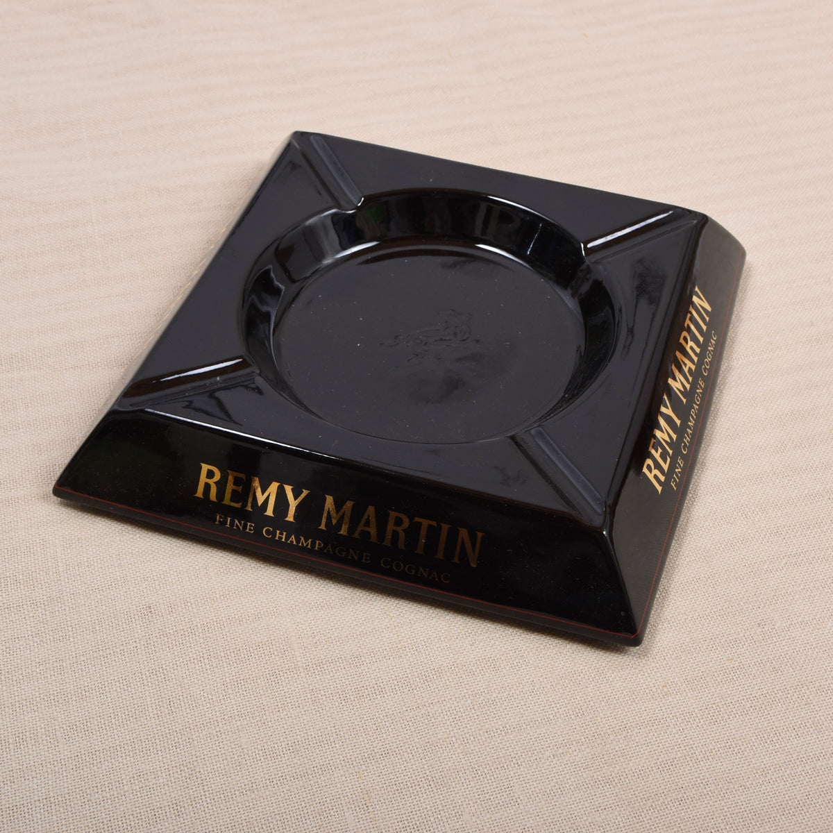 NIB Remy Martin Cigar Ashtray Made in France ca. 22cm - Black/Gold