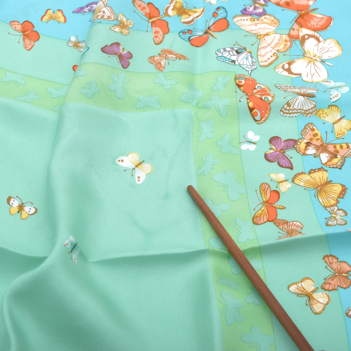 Renard Silk Pocket Square 46.5x48.5cm - Butterflies