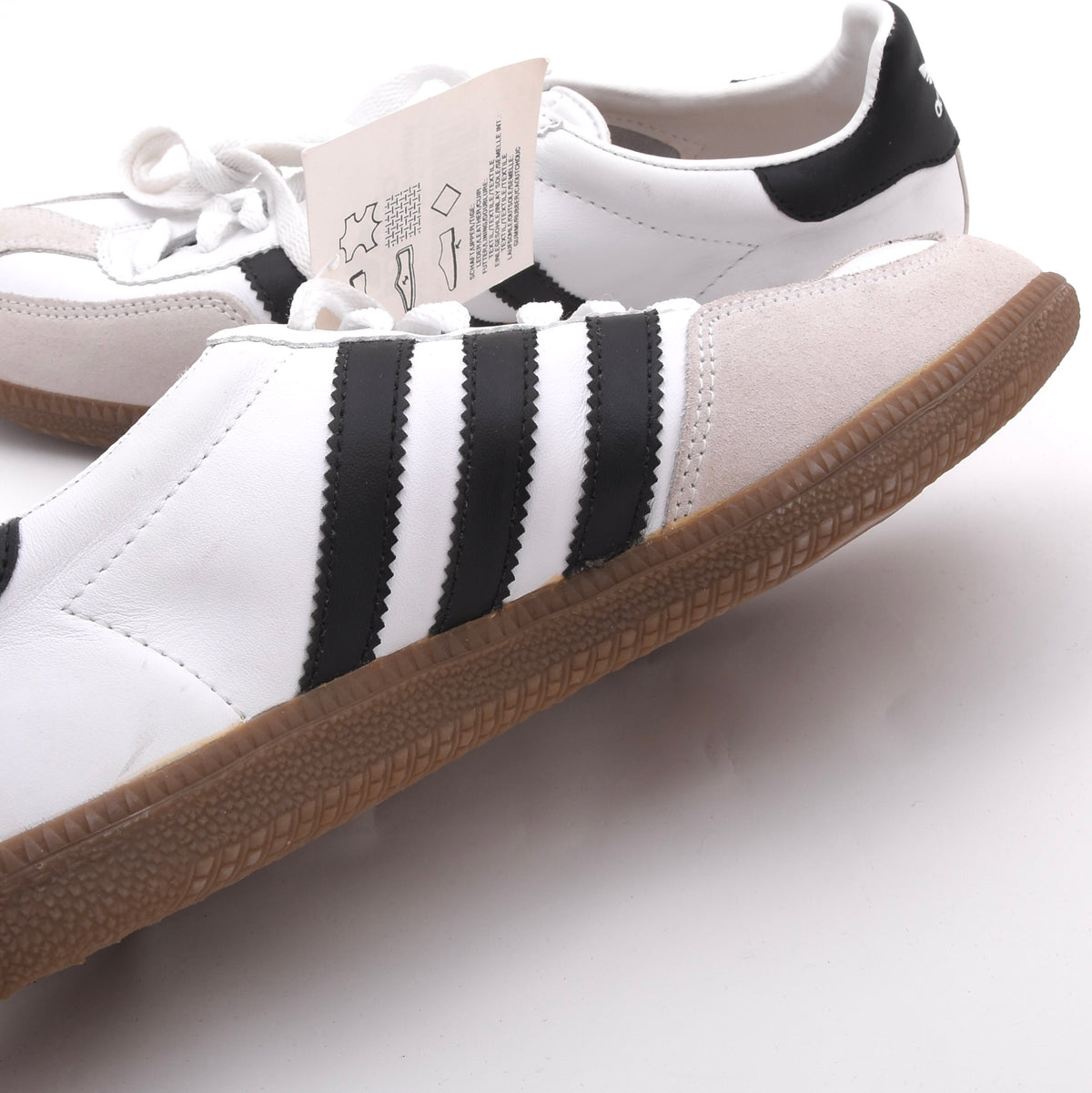 NOS 1998 Adidas Universal Sneakers Gr. 41 1/3 - Weiß/Schwarz