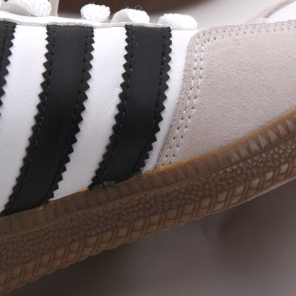 NOS 1998 Adidas Universal Sneakers Gr. 41 1/3 - Weiß/Schwarz