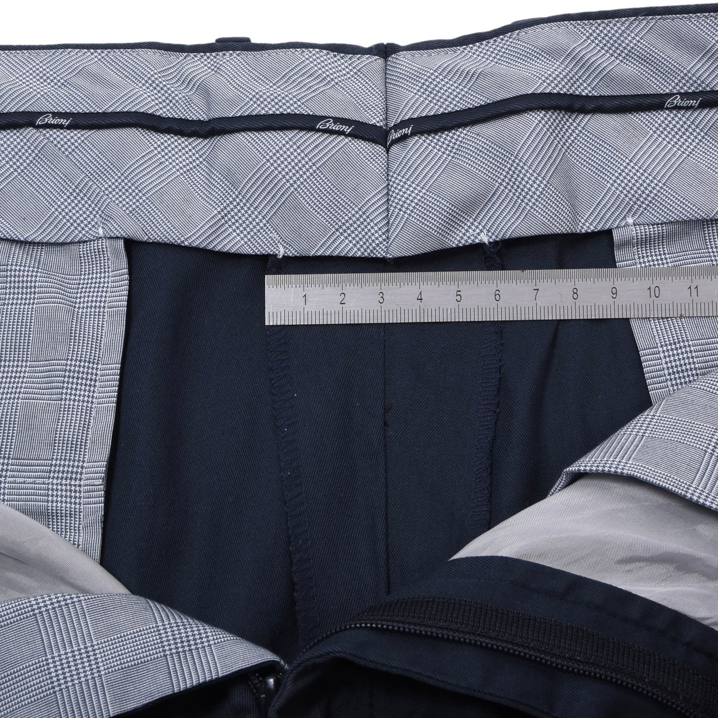 Brioni Baumwollshorts „Cortina“, Größe 52 (ca. 44,5 cm), Marineblau