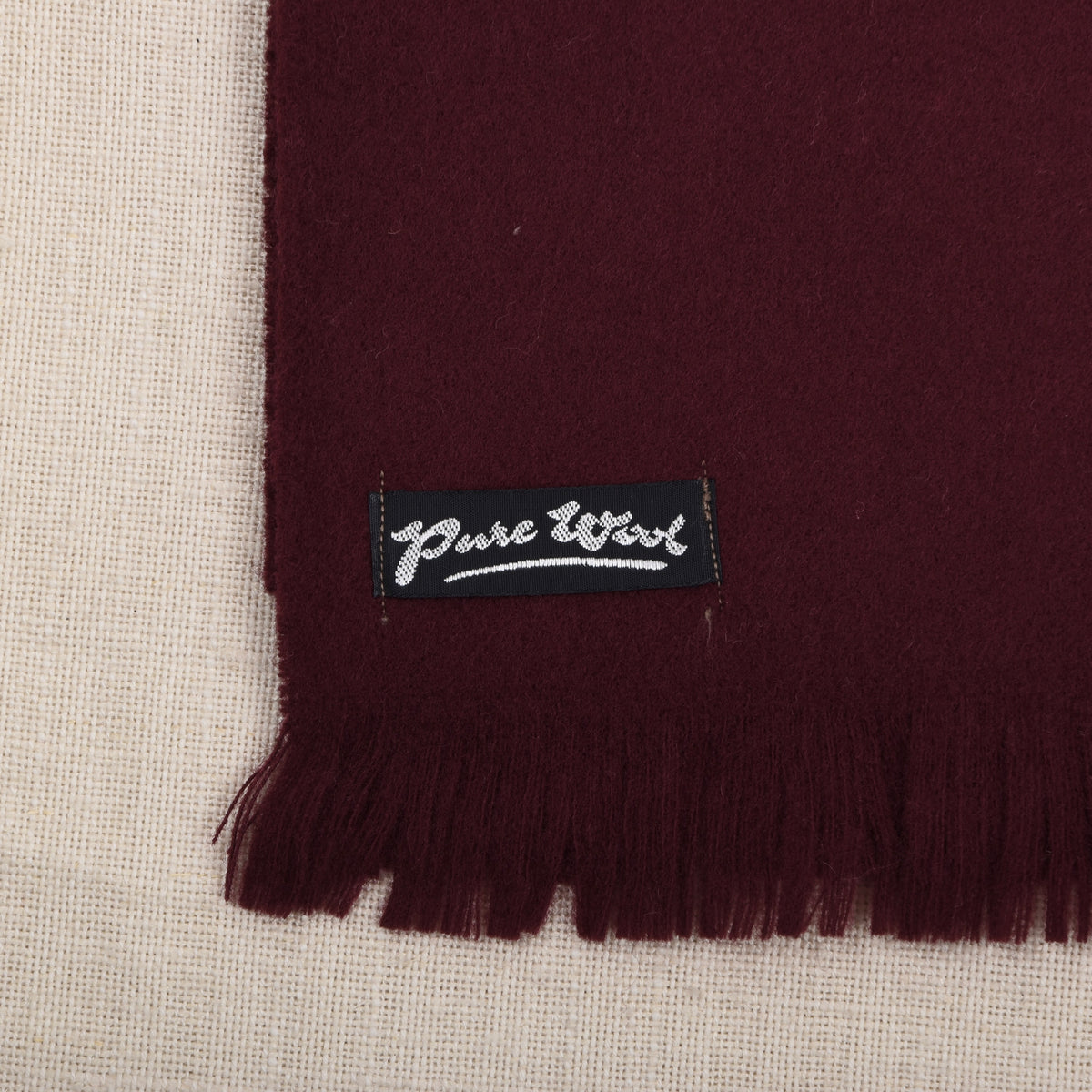 NOS Maestro 100% Wool Scarf Made in Austria ca. 129cm - Bordeaux
