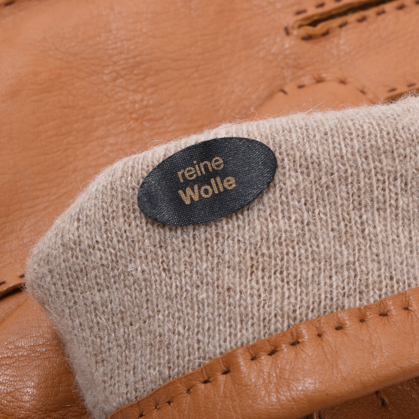 Butter Soft Wool-Lined Leather Gloves Size 9 1/2 ca. 11.8cm - Tan