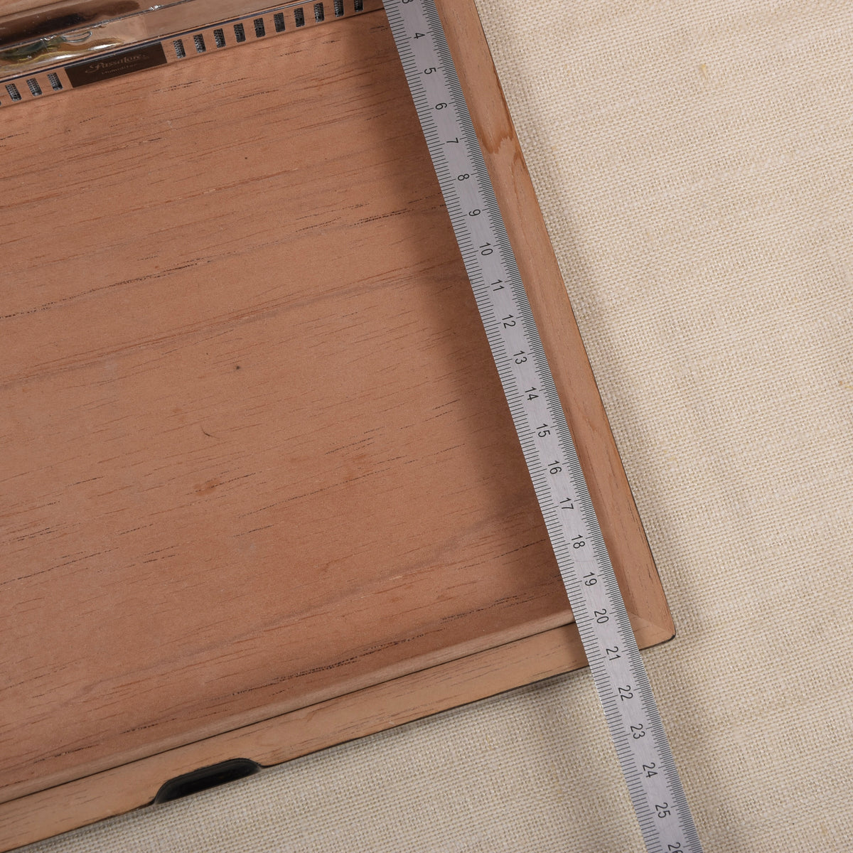 Wooden Humidor + Passatore Humidifier