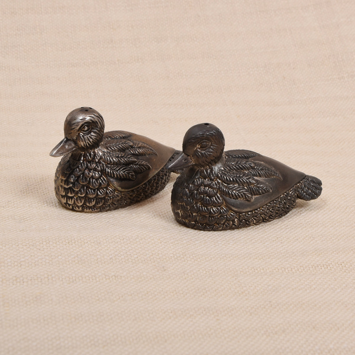 Silea Vintage Silver Plated Salt & Pepper Shakers - Ducks