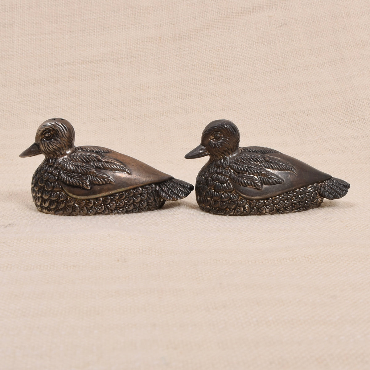 Silea Vintage Silver Plated Salt & Pepper Shakers - Ducks