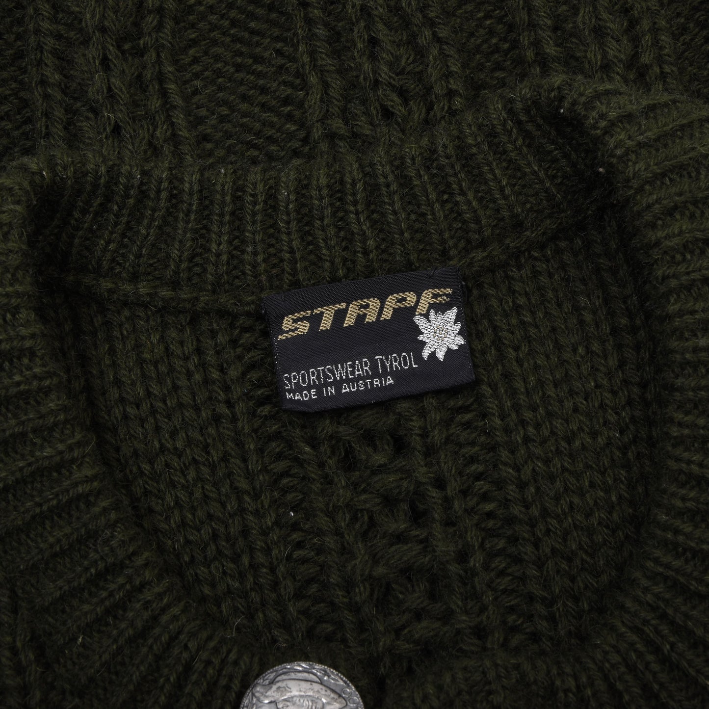 Stapf Tirol Pullover aus 100% Wolle, hergestellt in Österreich, Brustweite ca. 52 cm – Grün