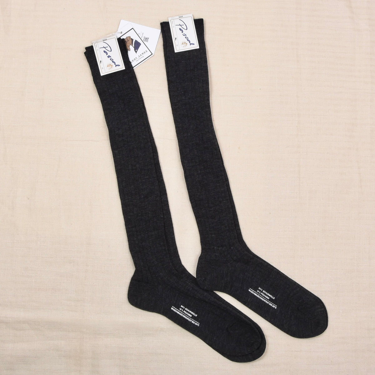 NOS Pascal Wolle Socken Gr. 11/42 Made in Austria - Grau