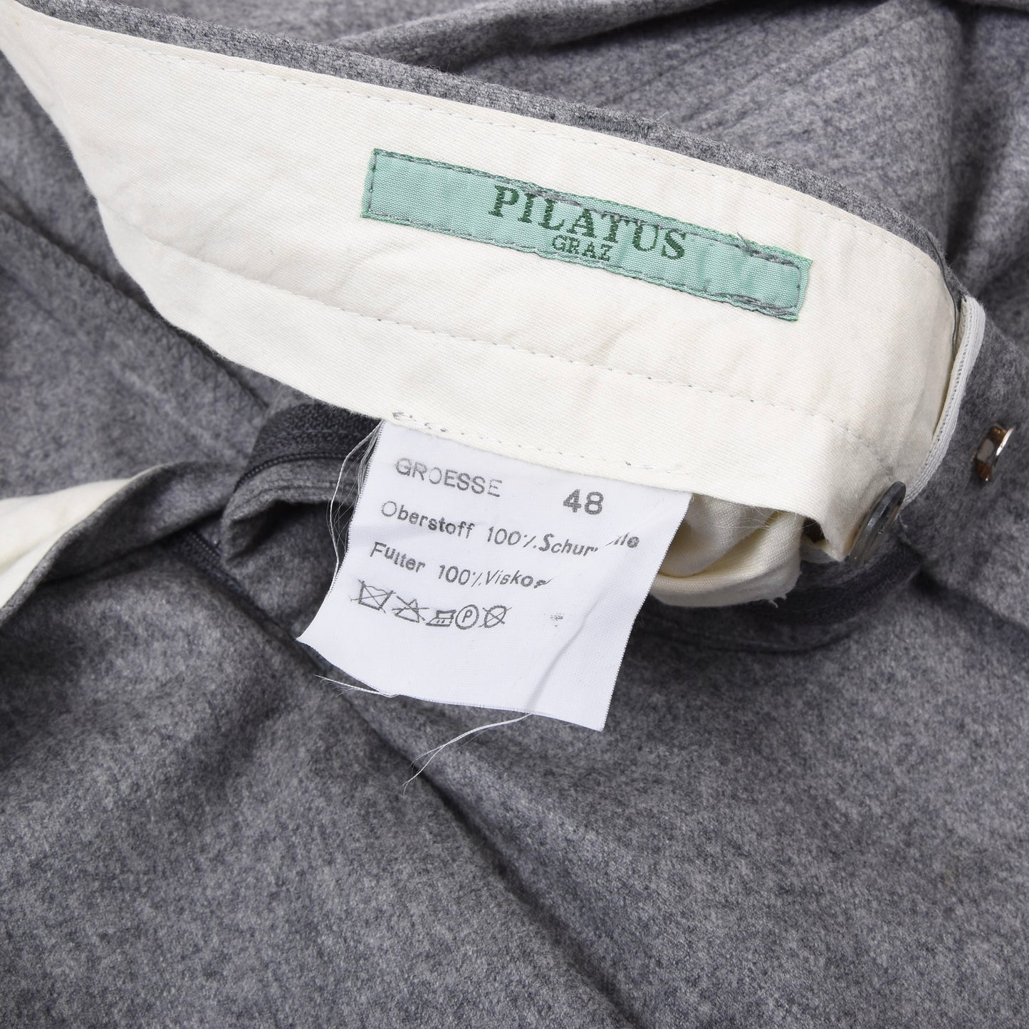 Pilatus 100% Wool Flannel Suit Chest ca. 53.5cm - Grey