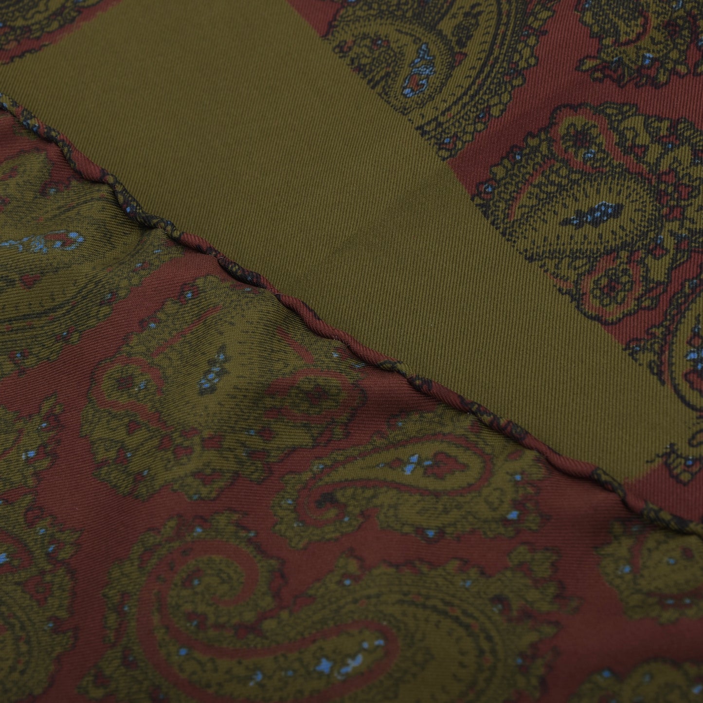 Vintage Pierre Cardin Handrolliertes Seiden-Einstecktuch ca. 46.5cm - Paisley