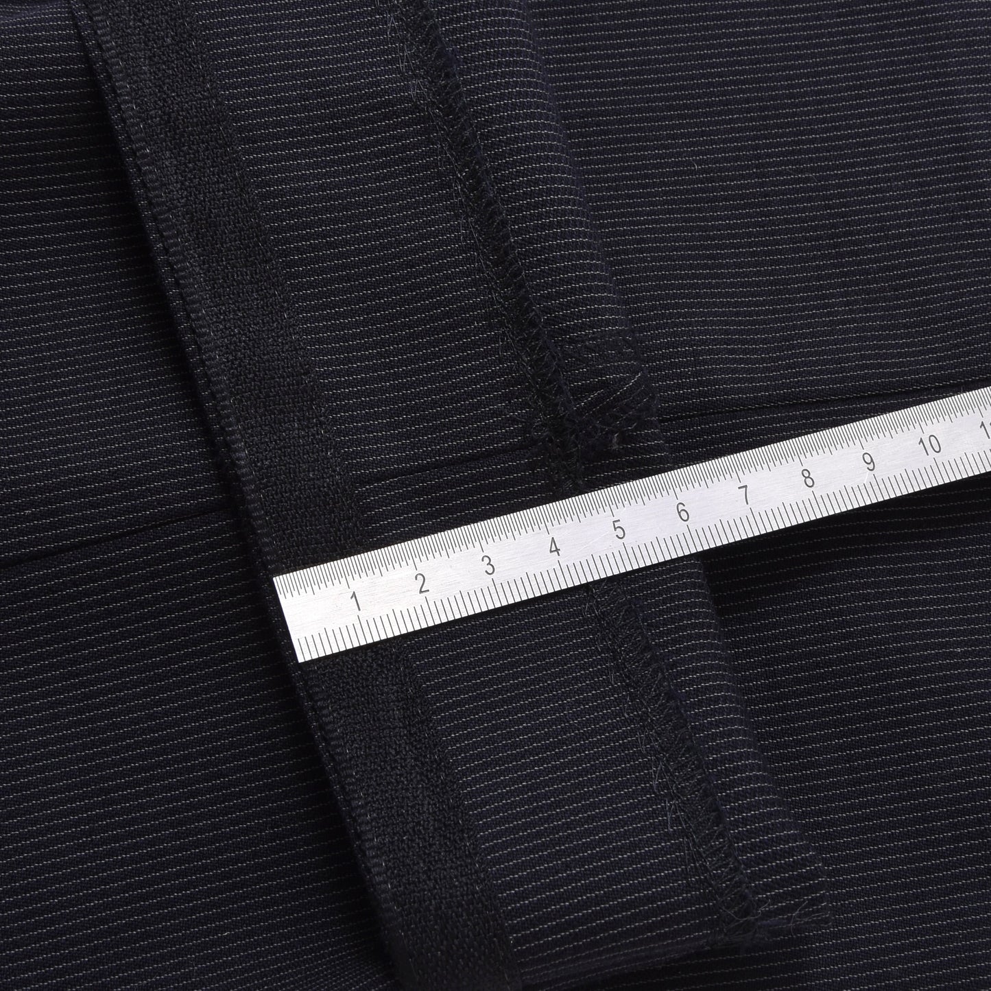 Corneliani 100% Wolle 18,25 Mikron Anzug Größe 48 Brust ca. 50,5cm - Nadelstreifen