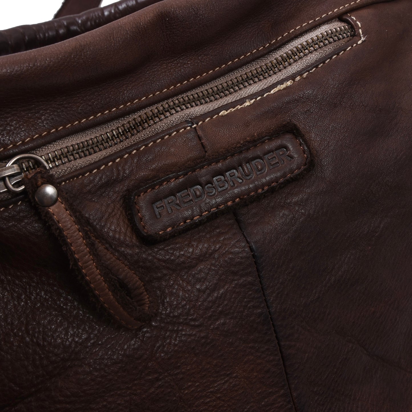 FREDsBRUDER Umhängetasche aus Leder – Braun