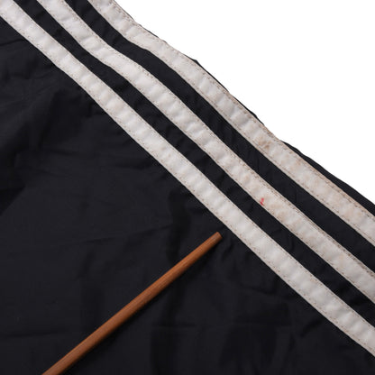 Vintage Adidas Nylon-Regenhose aus den 80er Jahren, Größe D48 (ca. 42 cm), Schwarz