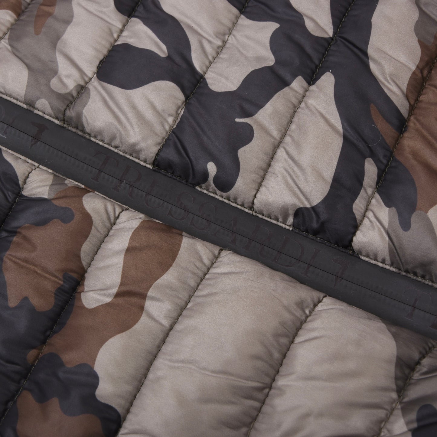 Trussardi Jeans Steppweste Größe 48 ca. 52,5cm - Camouflage