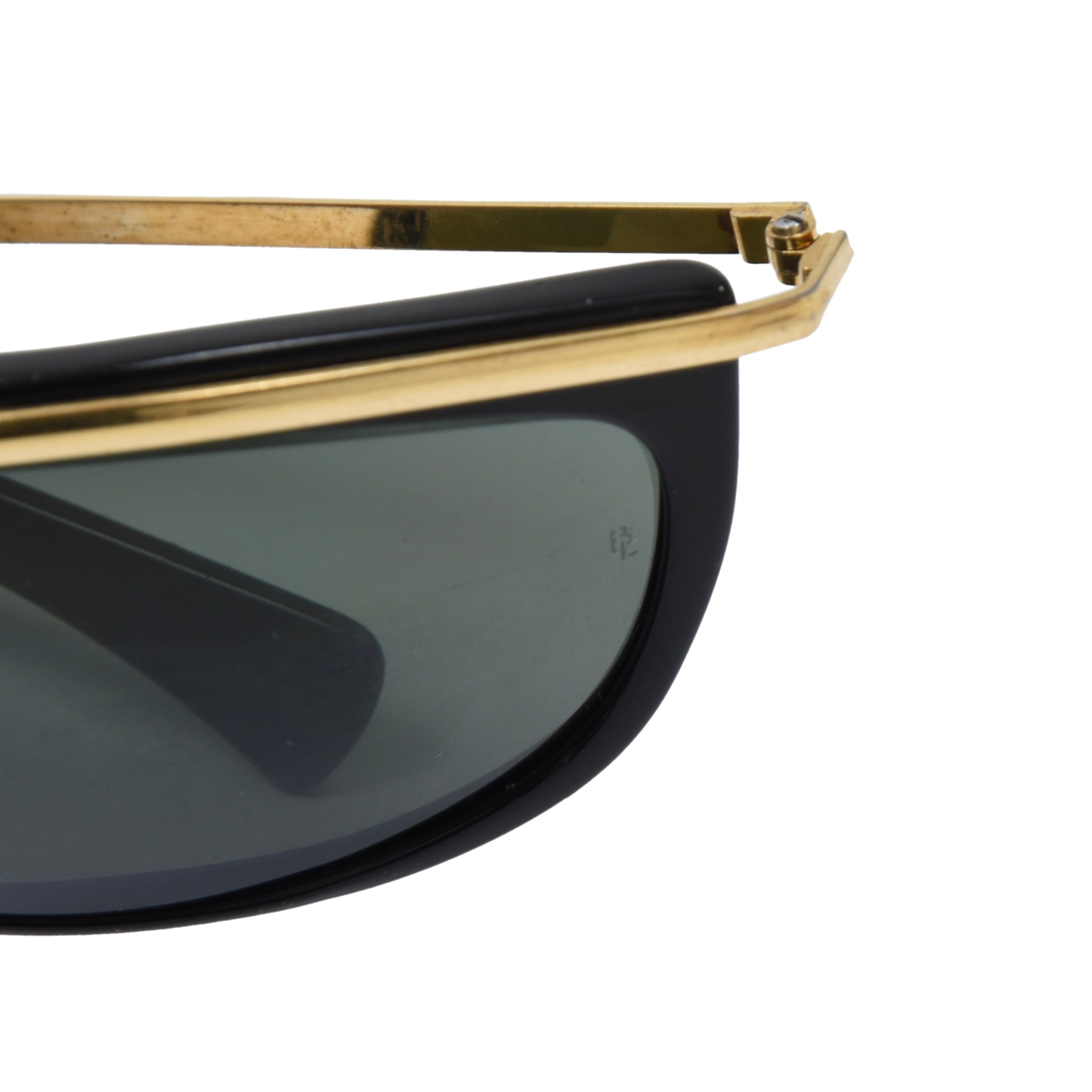 美品 B&L RayBan BLACK OLYMPIAN 2DX ボシュロム レイバン ブラック オリンピアン2DX 　/G-15 B\u0026L Ray-Ban Olympian Sunglasses - Black \u0026 Gold
