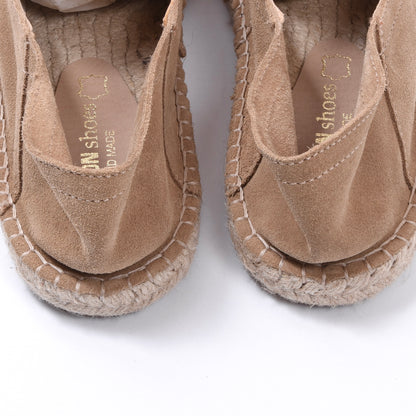 Benson's Shoes Suede Espadrilles Size 44 - Beige